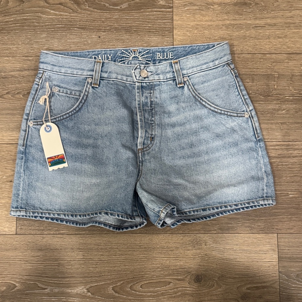 Daily Blue Women's Light Wash Denim Shorts